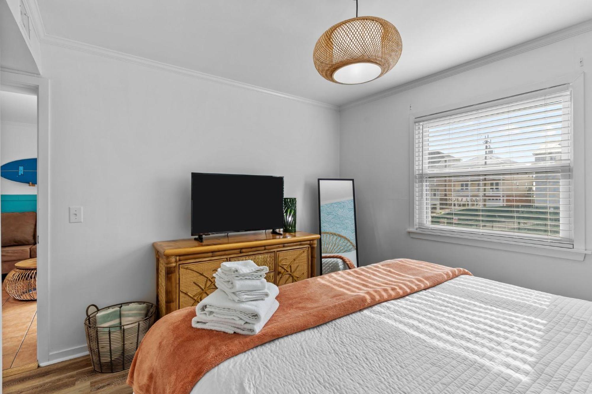 Hang Ten Hideaway, Pool, Condo, Parking - 6 Person Max Occupancy Кароліна-Біч Екстер'єр фото
