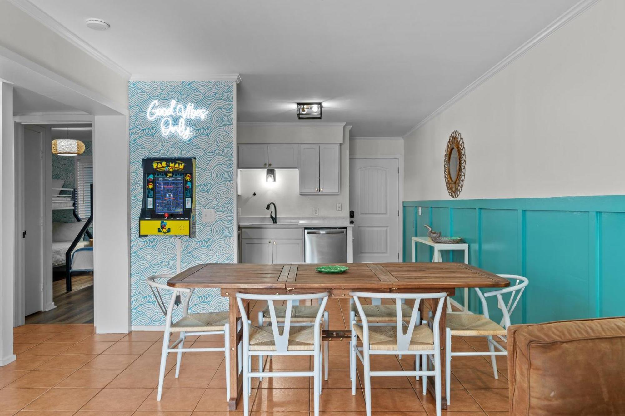 Hang Ten Hideaway, Pool, Condo, Parking - 6 Person Max Occupancy Кароліна-Біч Екстер'єр фото
