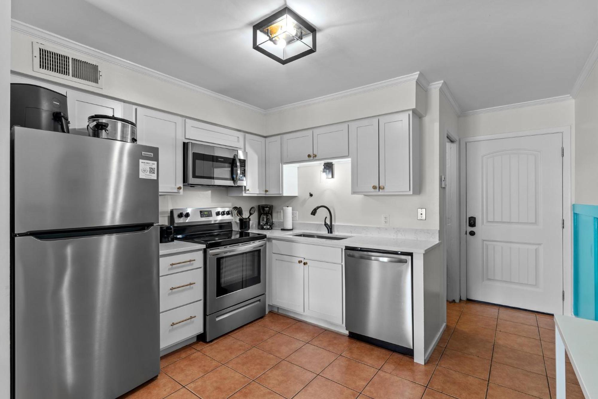 Hang Ten Hideaway, Pool, Condo, Parking - 6 Person Max Occupancy Кароліна-Біч Екстер'єр фото